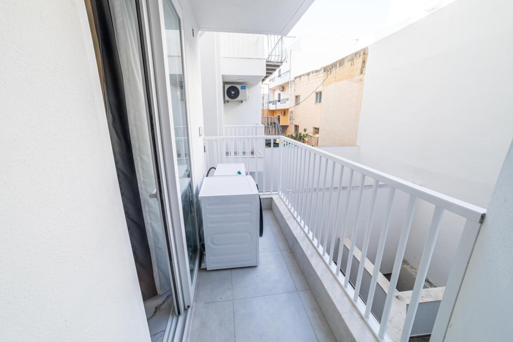 New, Stylish And Modern 1Br Apartment St. Paul's Bay Exterior photo