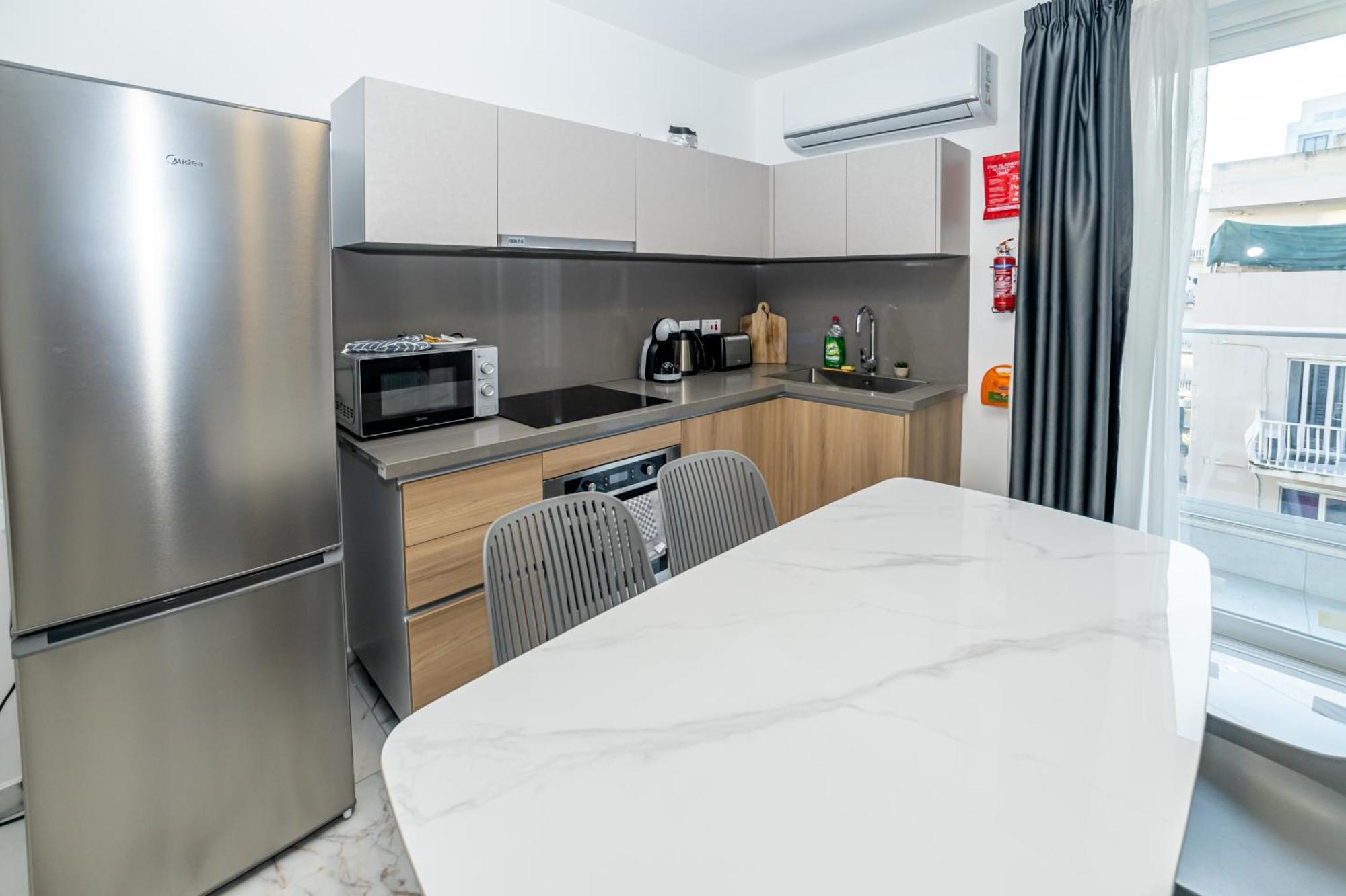 New, Stylish And Modern 1Br Apartment St. Paul's Bay Exterior photo